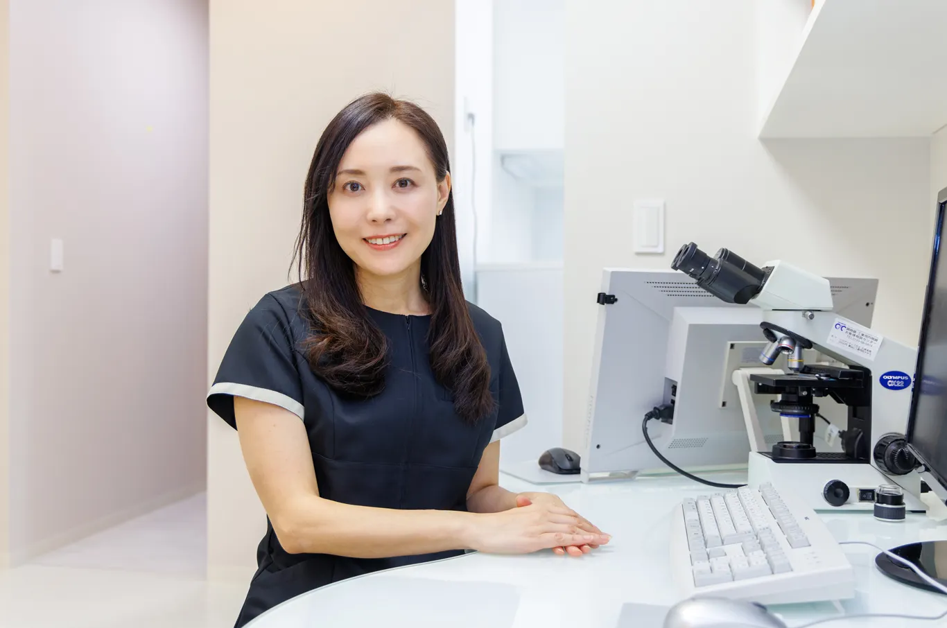 皮膚科専門医・アレルギー専門医の女医